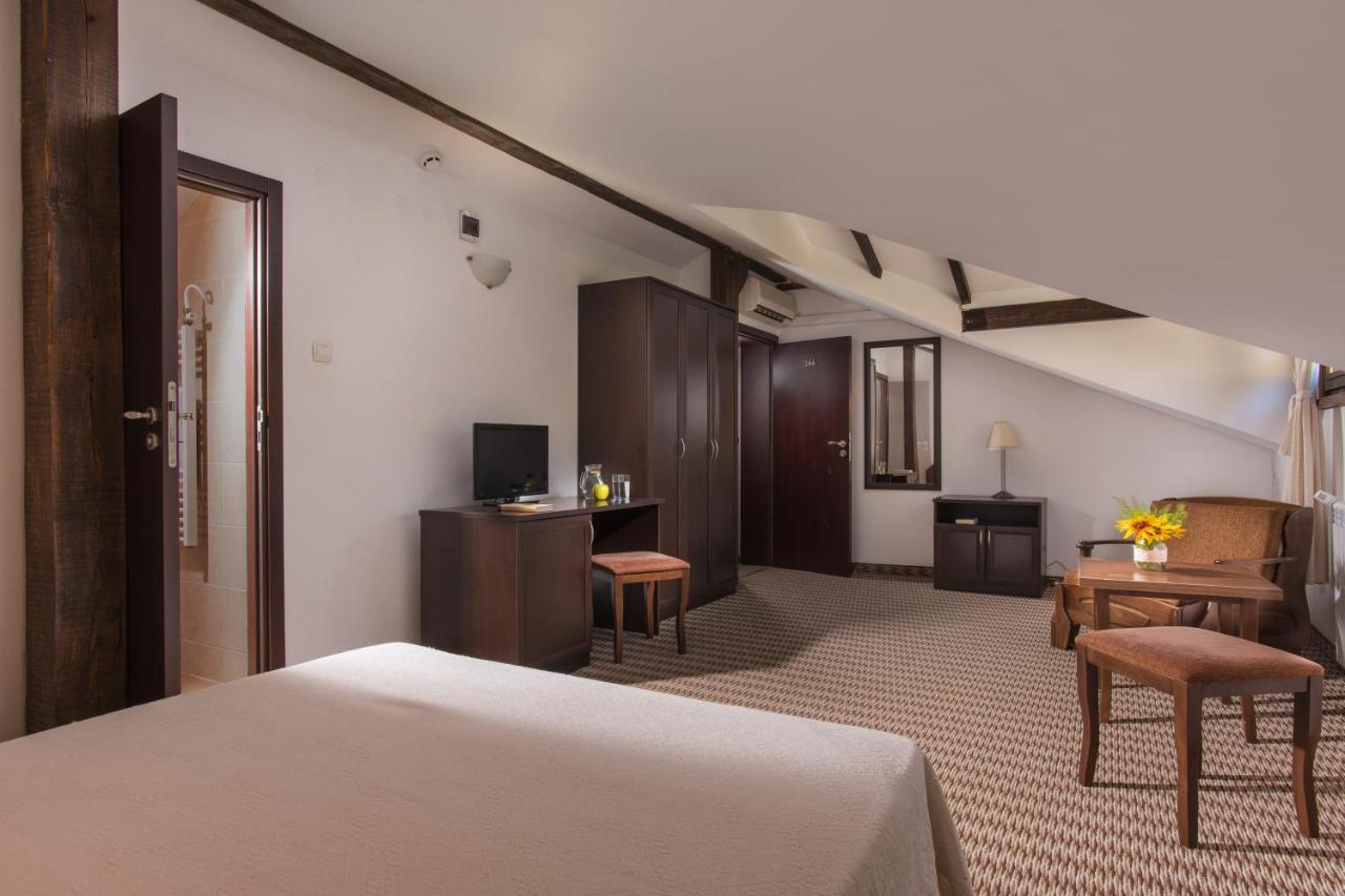 Family Hotel Bile Beli Osŭm 외부 사진