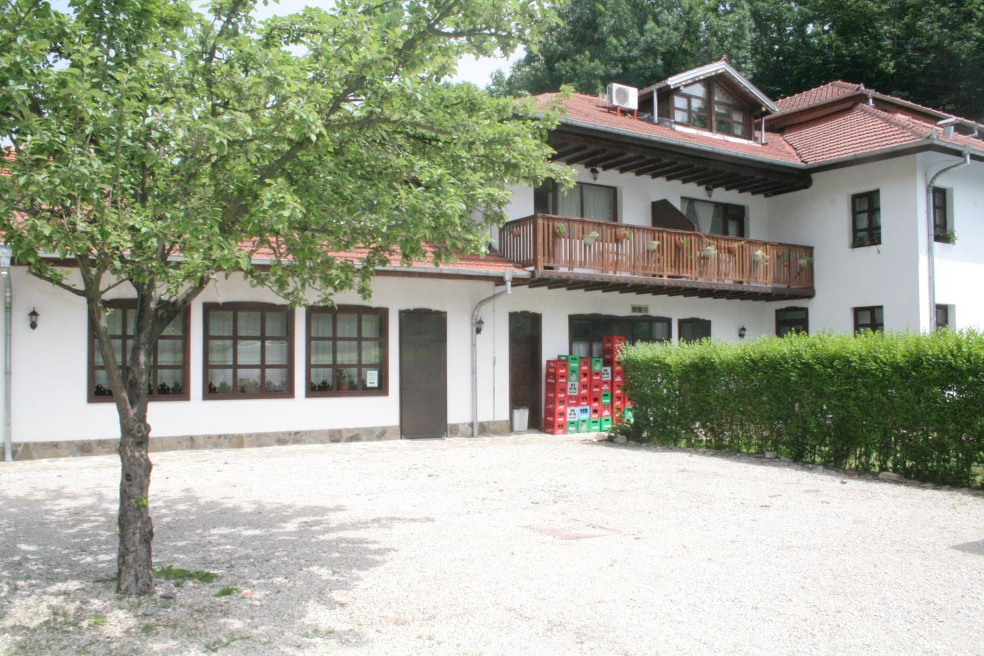 Family Hotel Bile Beli Osŭm 외부 사진