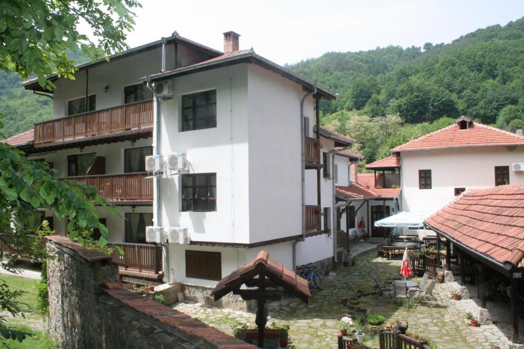 Family Hotel Bile Beli Osŭm 외부 사진