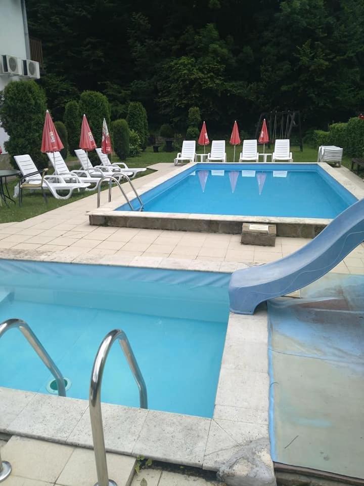 Family Hotel Bile Beli Osŭm 외부 사진