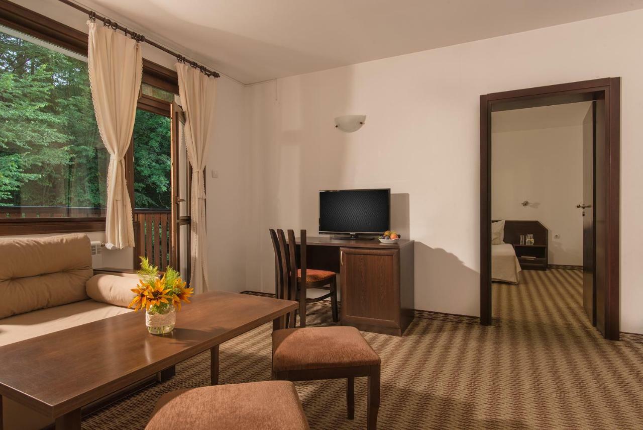 Family Hotel Bile Beli Osŭm 외부 사진