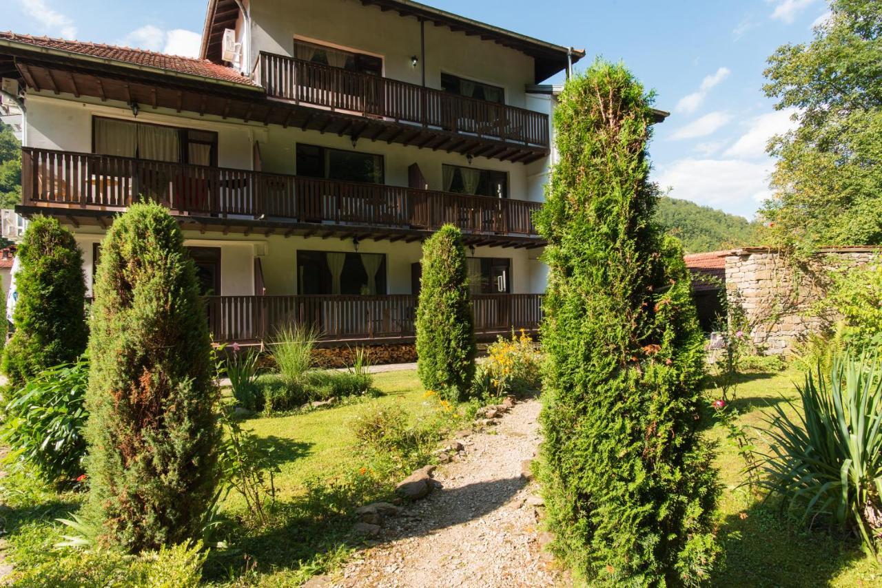 Family Hotel Bile Beli Osŭm 외부 사진